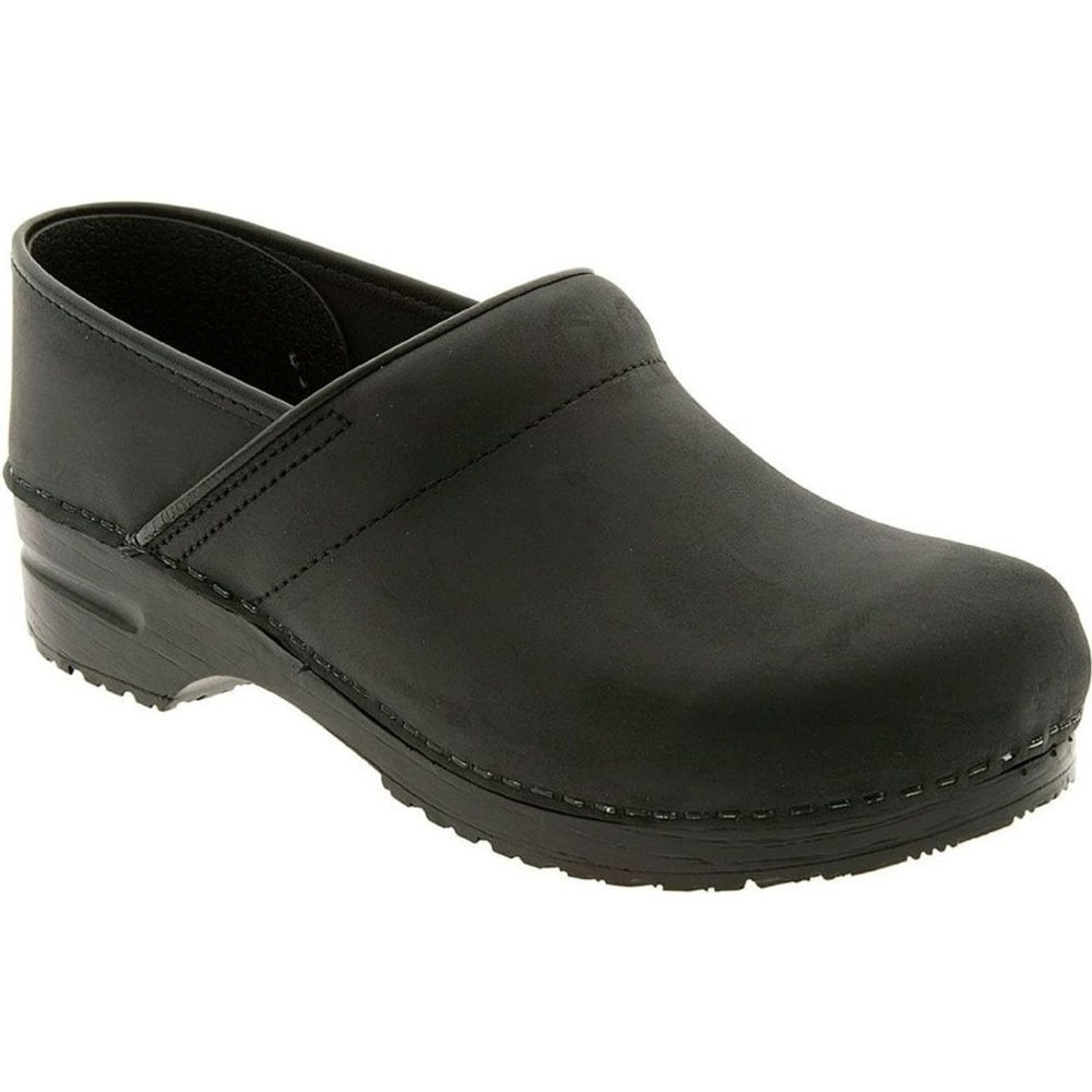 'Professional' Oiled Leather Clog